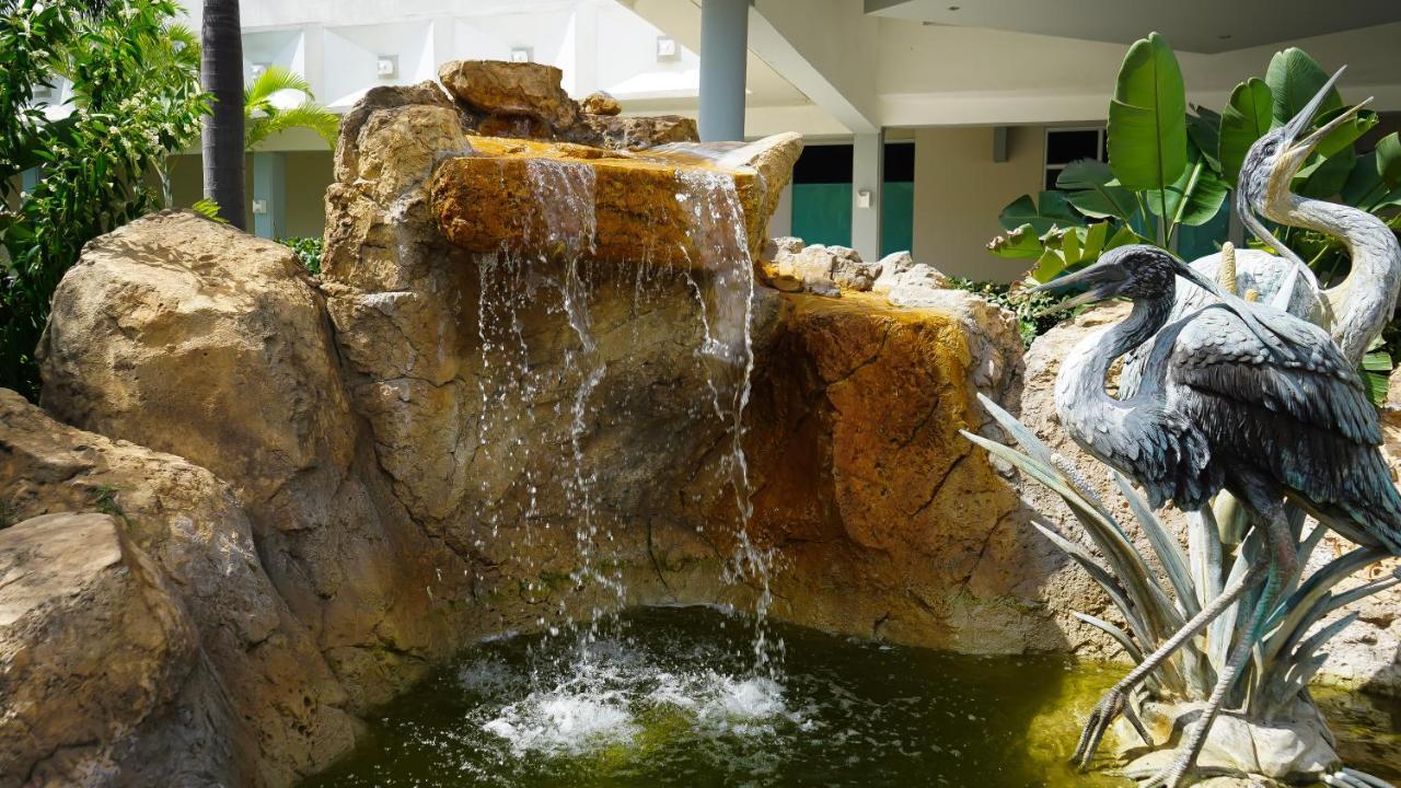 Costa Bahia Hotel, Convention Center And Casino Guayanilla Exterior photo